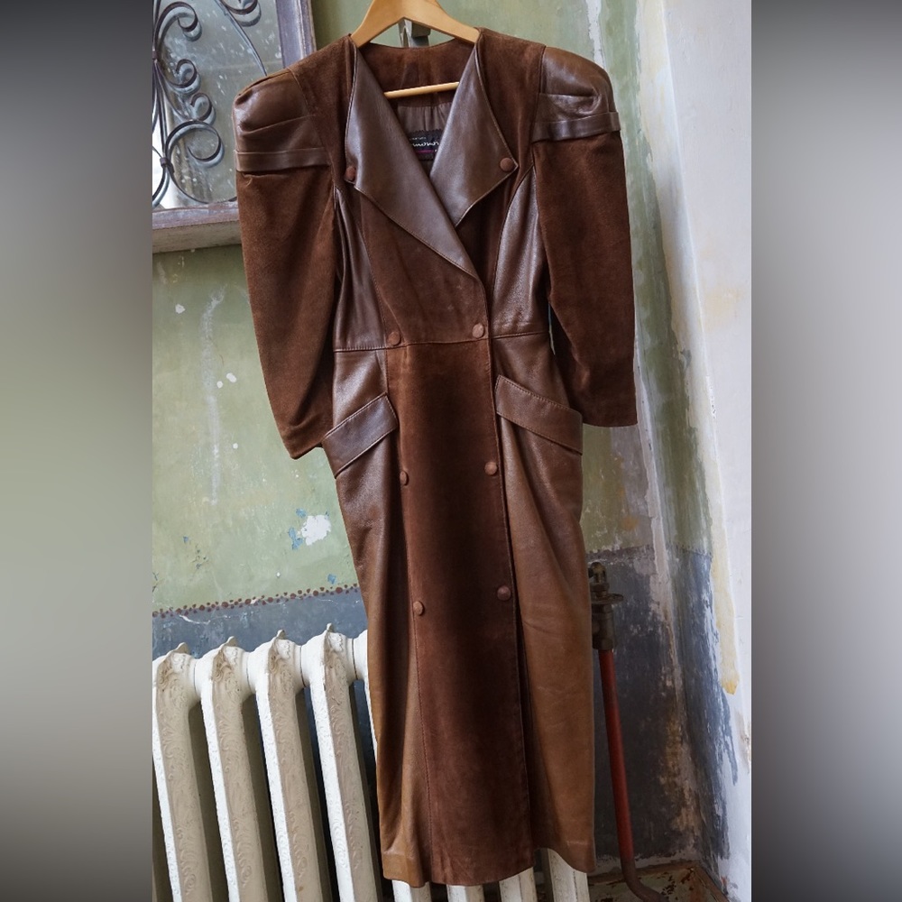 1980s Vintage Rich Brown Suede and Leather Statement Dress with Pockets - Picture 3 of 7